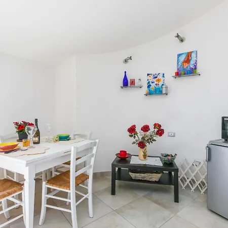 Apartman Mansarda By Interhome Rosignano Solvay