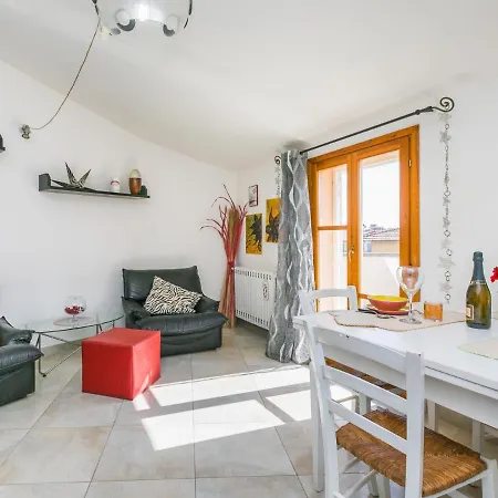 Apartman Mansarda By Interhome